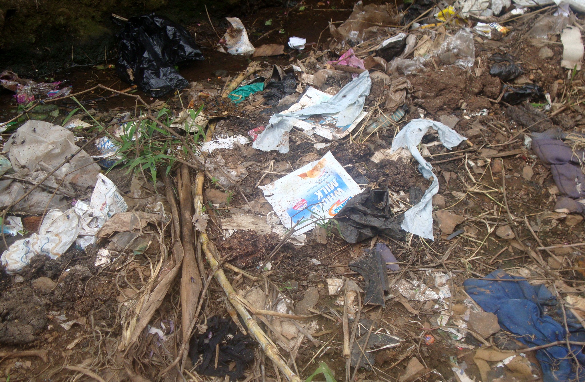 Life In Kibera: Toilets - Uweza Foundation